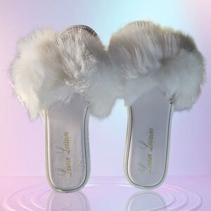 Lauren Lorraine Plush White Fur Slippers Size 8 New In Box